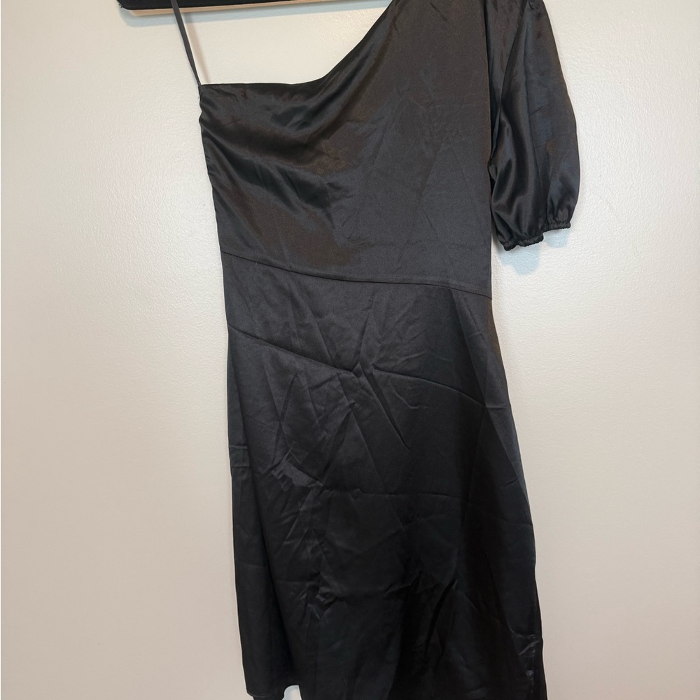 Black One-Shoulder Dress LBD